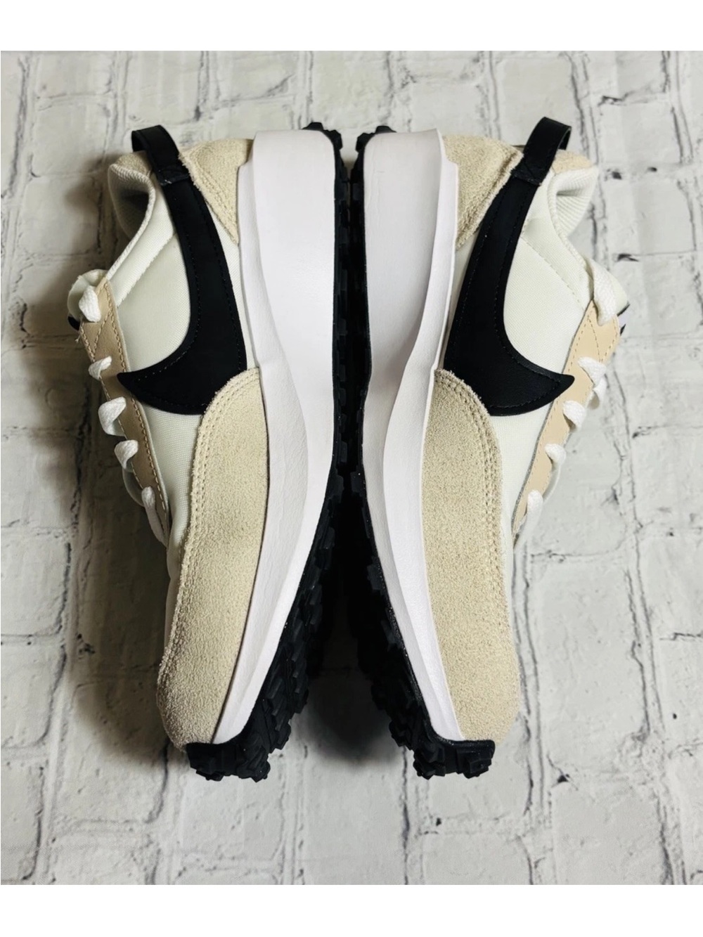 Nike Waffle Debut Women’s 8 Sneakers Sanddrift Black Retro Style Casual Shoes - Picture 6 of 12